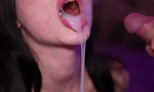 Xvideos boquete novinha gulosa recebe leitinho na boca