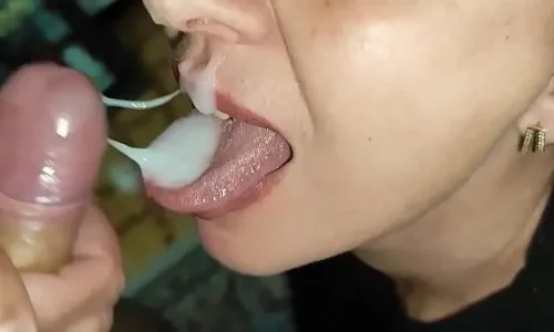 Beeg.co mm rabuda gostosa gemendo alto com duas picas